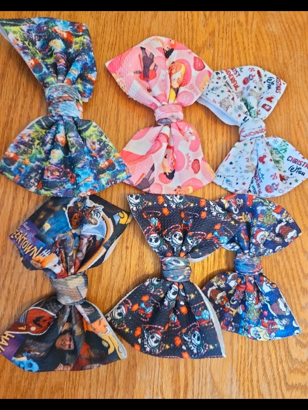 Disney Holiday Bows On Clips